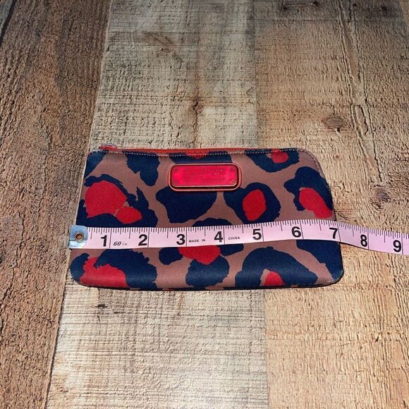 Marc by Marc Jacobs Women's Neoprene Phone Case Zip Cutout - Arizona Clay Multi - Picture 8 of 10